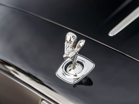 Used 2018 Rolls-Royce Wraith image 7