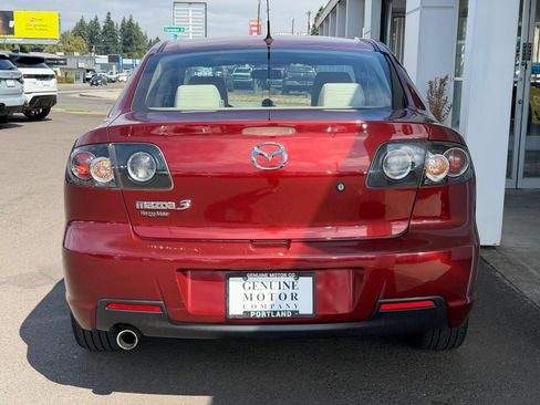 Used 2008 MAZDA MAZDA3 i Touring Value FWD image 4