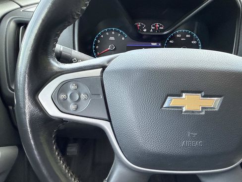 Used 2020 Chevrolet Colorado LT w/ Redline Special Edition RWD image 15