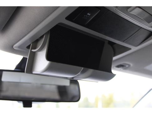 Used 2019 Toyota Tacoma 2WD Access Cab image 32