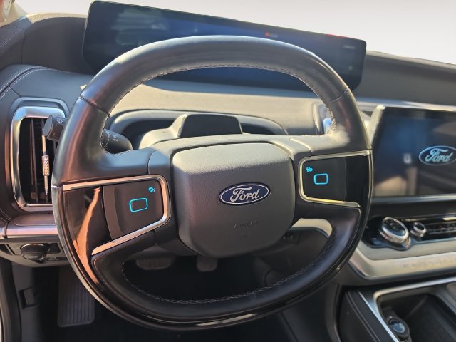 Certified 2025 Ford Expedition Max Platinum AWD/4WD image 12