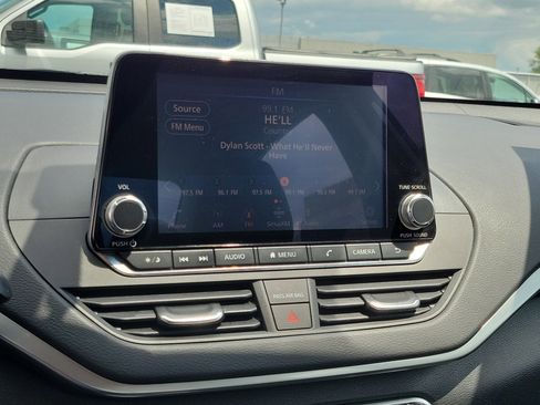 Certified 2020 Nissan Altima 2.5 S FWD image 26
