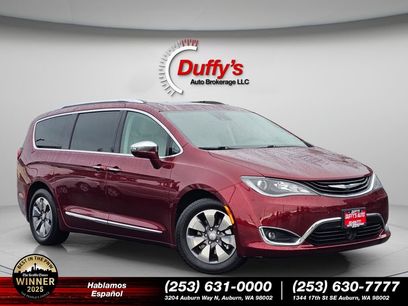 Used 2017 Chrysler Pacifica Platinum