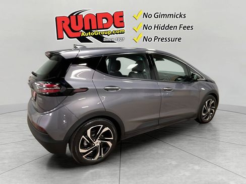 Used 2023 Chevrolet Bolt LT w/ Infotainment Package image 6