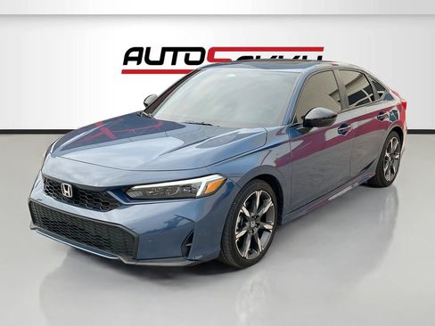 Used 2025 Honda Civic Sport Touring image 3