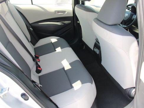 Certified 2026 Toyota Corolla LE w/ LE Premium Package FWD image 17