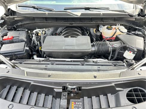 Certified 2025 Chevrolet Tahoe LT image 23