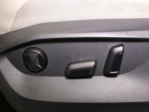 Used 2023 Volkswagen Tiguan SE R-Line AWD/4WD image 46