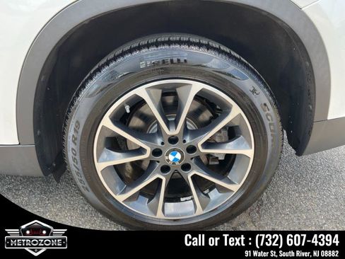 Used 2017 BMW X5 xDrive50i w/ Executive Package image 35