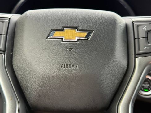 Used 2023 Chevrolet Suburban Premier RWD image 19