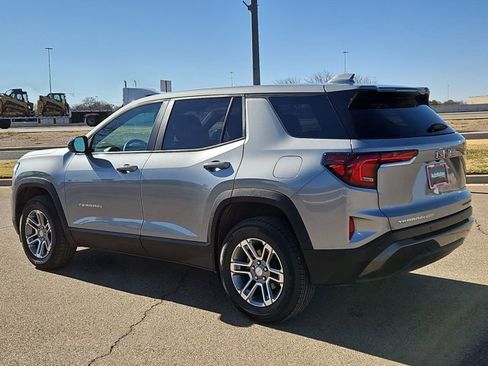 Used 2025 GMC Terrain Elevation image 8