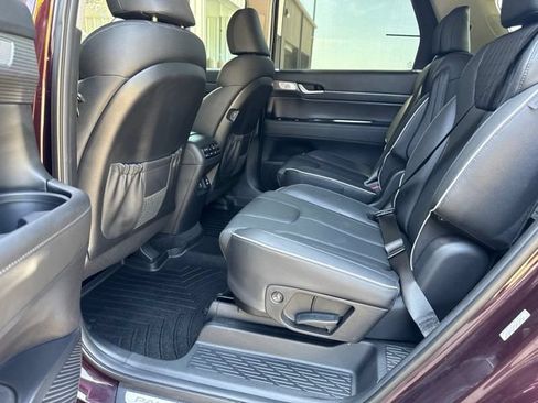 Used 2024 Hyundai Palisade Limited AWD/4WD image 11