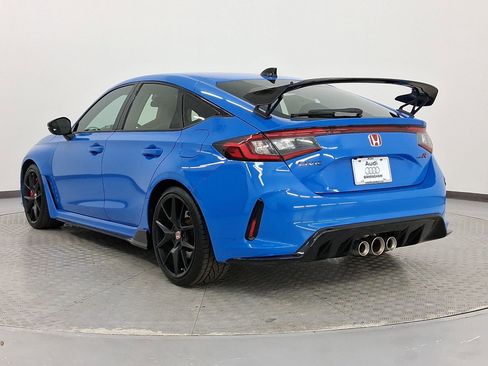 Used 2023 Honda Civic Type R image 3