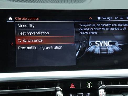 Used 2020 BMW 330i Sedan w/ Convenience Package RWD image 17