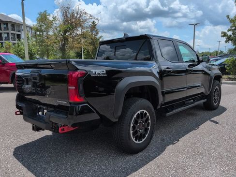 Used 2025 Toyota Tacoma TRD Off-Road w/ TRD Off Road Premium Package AWD/4WD image 6
