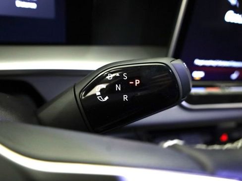 New 2026 Volkswagen Tiguan SE AWD/4WD image 26