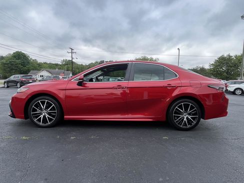 Used 2022 Toyota Camry SE FWD image 22