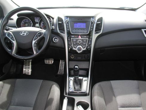Used 2013 Hyundai Elantra GT w/ Touch & Go Pkg image 9