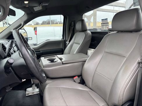 Used 2019 Ford F550 2WD Regular Cab Super Duty image 9