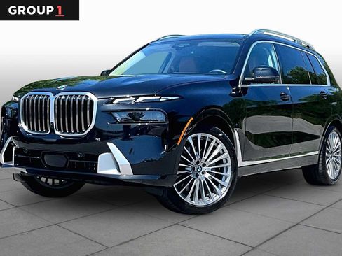 Used 2025 BMW X7 xDrive40i AWD/4WD image 1