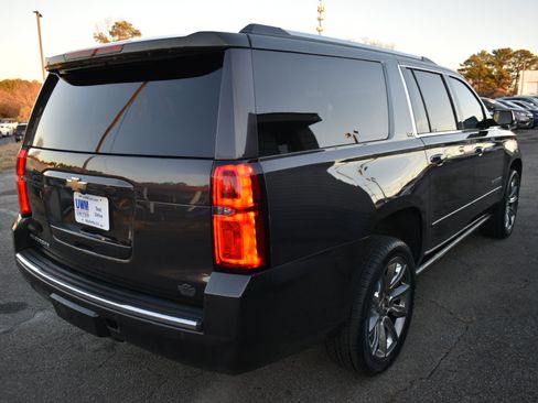 Used 2015 Chevrolet Suburban LTZ image 6