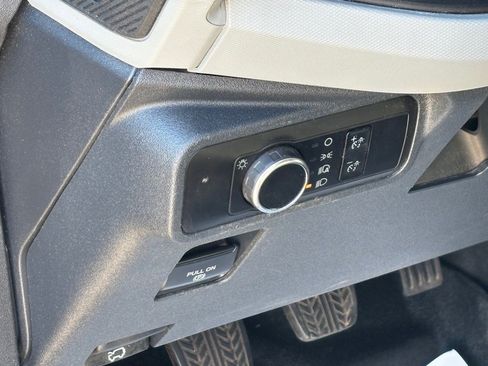 Used 2023 Ford Bronco Badlands image 8