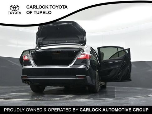 Used 2025 Toyota Camry SE w/ Convenience Package image 37