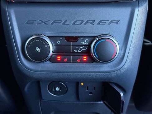 New 2026 Ford Explorer ST-Line w/ ST-Line Street Pack image 21