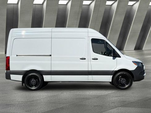 New 2026 Mercedes-Benz Sprinter 2500 image 3