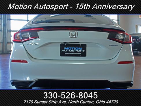 Used 2025 Honda Civic Sport image 9