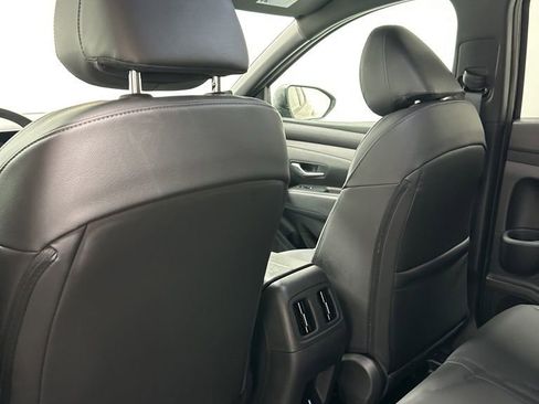 Certified 2025 Hyundai Santa Cruz SEL image 17