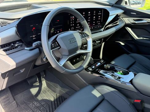 Certified 2025 Audi Q6 e-tron Premium Plus w/ Premium Plus AWD/4WD image 23