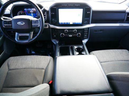 Certified 2022 Ford F150 XLT w/ Equipment Group 302A High image 15