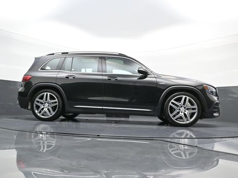 Used 2021 Mercedes-Benz GLB 35 AMG 4MATIC image 28