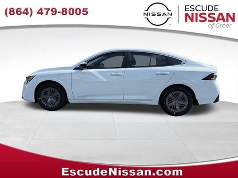 New 2026 Nissan Sentra SV w/ Floor Mat Package FWD image 6