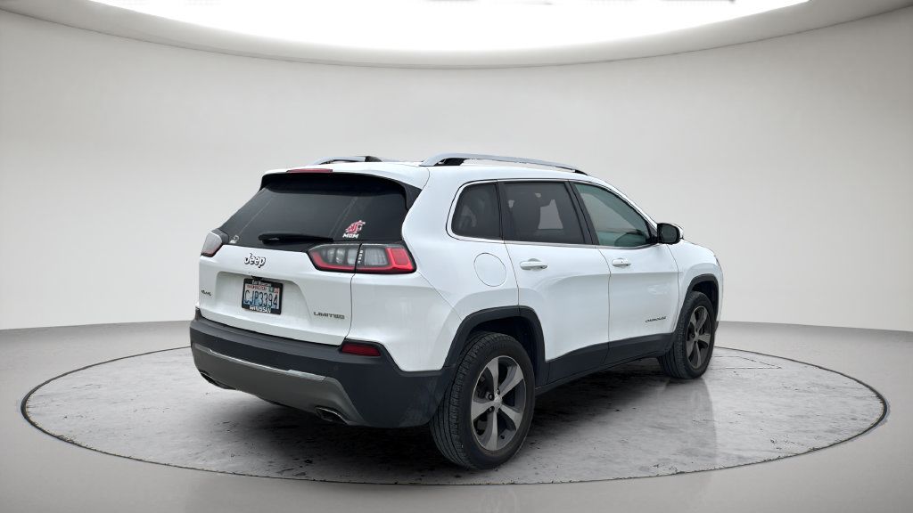 Used 2019 Jeep Cherokee Limited AWD/4WD image 6
