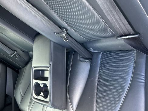 Used 2022 Acura TLX w/ Technology Package image 9