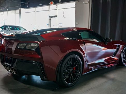 Used 2019 Chevrolet Corvette Z06 RWD image 35