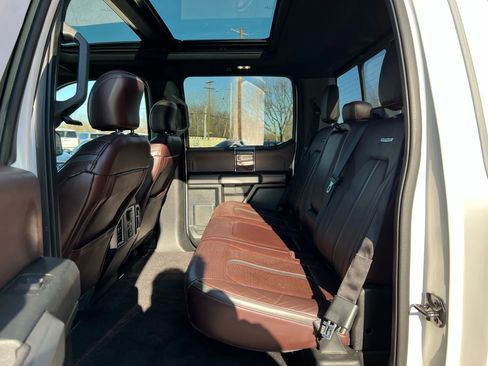 Used 2016 Ford F150 Platinum w/ Equipment Group 701A Luxury image 25