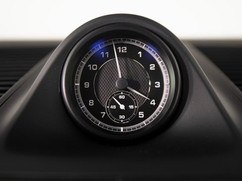 New 2026 Porsche Macan S image 23