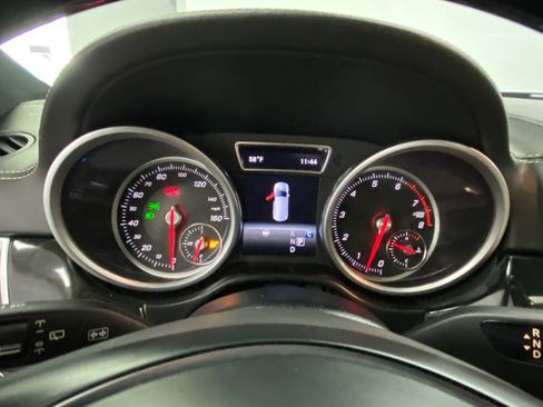 Used 2018 Mercedes-Benz GLS 550 4MATIC image 32