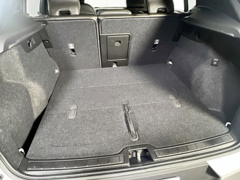 Used 2023 Volvo XC40 B5 Plus w/ Driver Assist Package image 26