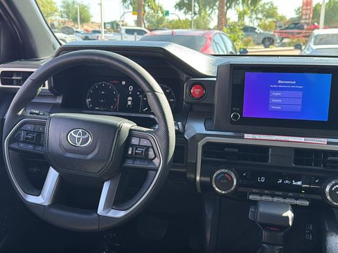 Used 2025 Toyota Tacoma TRD Off-Road AWD/4WD image 12
