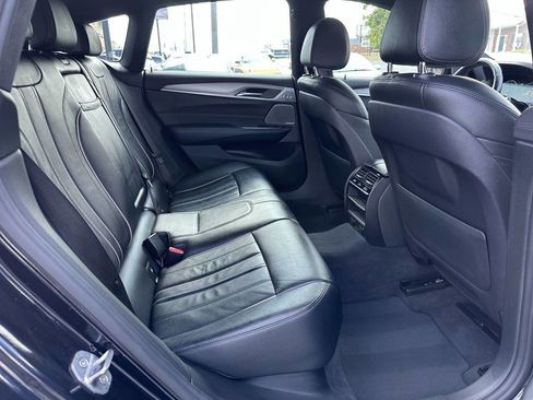 Used 2019 BMW 640i Gran Turismo xDrive image 16