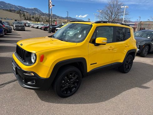 Used 2017 Jeep Renegade Altitude image 25