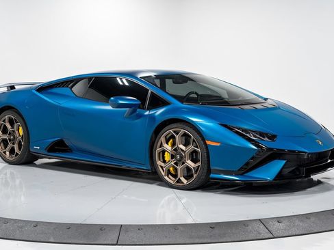 Used 2023 Lamborghini Huracan Tecnica RWD image 39