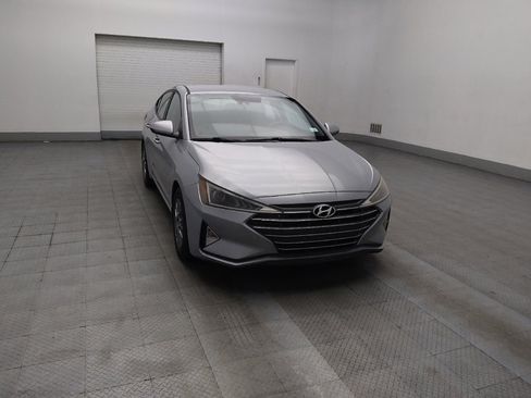 Used 2020 Hyundai Elantra SE w/ Cargo Package (C1) image 13