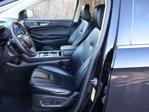 Used 2022 Ford Edge Titanium w/ Equipment Group 301A image 19