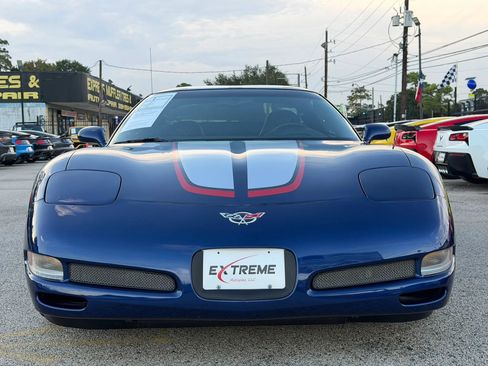 Used 2004 Chevrolet Corvette Z06 w/ Z06 Preferred Equipment Group RWD image 2