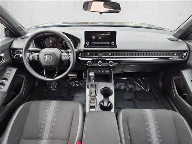 Used 2025 Honda Civic Sport image 16